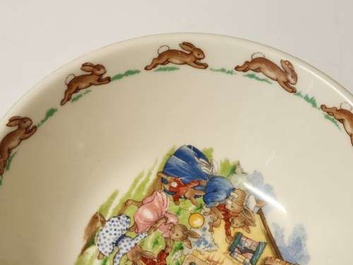 BEAUTIFUL ROYAL DOULTON BUNNYKINS ENGLISH FINE BONE CHINA PORRIDGE BOWL