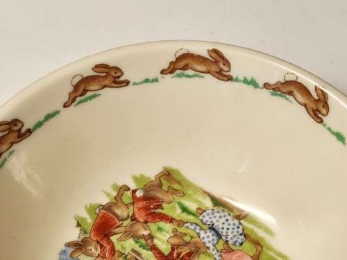 BEAUTIFUL ROYAL DOULTON BUNNYKINS ENGLISH FINE BONE CHINA PORRIDGE BOWL