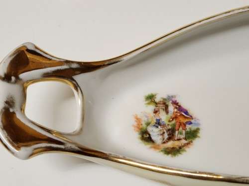 GORGEOUS VINTAGE AND RARE LIMOGES FRANCE PORCELAIN GONDOLA SHAPED PORCELAIN OLIVE DISH