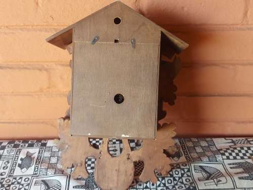 VINTAGE REGULA MADE IN GERMANY LARGE HUNTING CUCKOO CLOCK WITH AN AUGUST SCHWER MOVEMENT, NO CHAINS