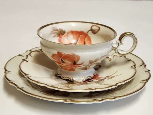 VINTAGE 1939 - 1965 HUTSCHENREUTHER SELB L.H.S BAVARIA GERMANY TEA TRIO