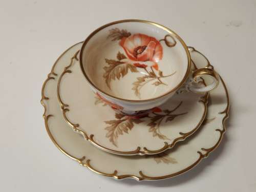 VINTAGE 1939 - 1965 HUTSCHENREUTHER SELB L.H.S BAVARIA GERMANY TEA TRIO