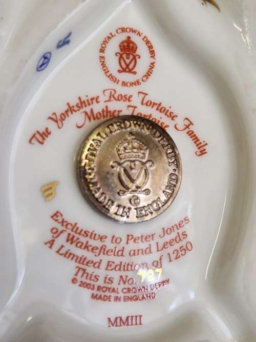 VINTAGE ROYAL CROWN DERBY BONE CHINA MOTHER TORTOISE OF THE YORKSHIRE ROSE TORTOISE FAMILY