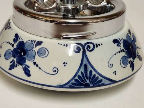 AWESOME RARE VINTAGE V K DELFTS HOLLAND REVOLVING ASHTRAY