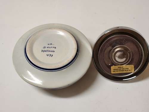 AWESOME RARE VINTAGE V K DELFTS HOLLAND REVOLVING ASHTRAY