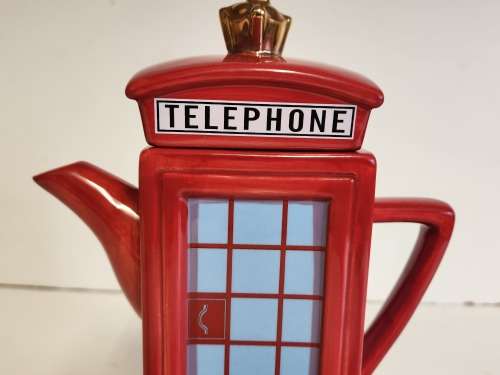 LONDON POTTERY MEMORIES OF LONDON COLLECTION RED TELEPHONE BOOTH TEA POT