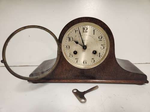 EARLY 1900`s ORIGINAL AMERICAN SWISS WATCH COMPANY WOODEN MANTEL CLOCK