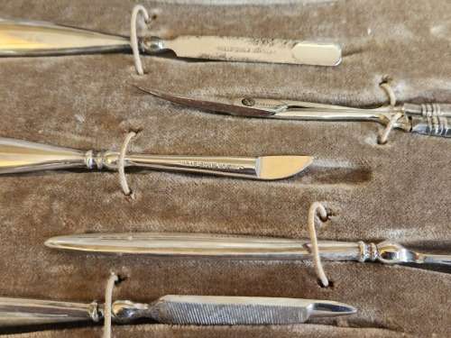 ANTIQUE 1917 BIRMINGHAM SILVER HALLMARKED GROOMING KIT