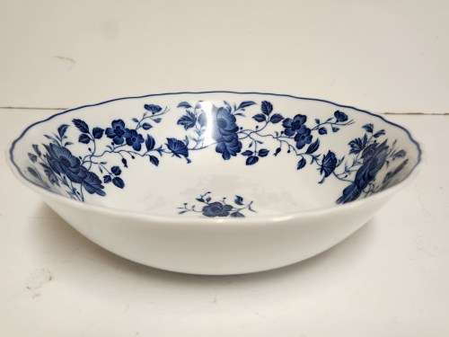 VINTAGE ROYAL MEISSEN JAPAN FINE CHINA SERVING BOWL