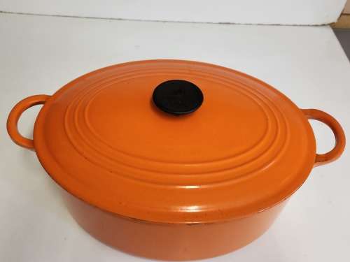 LARGE LE CREUSET FRANCE ENAMELED CAST IRON LIDDED OVEN DISH, MARKED G