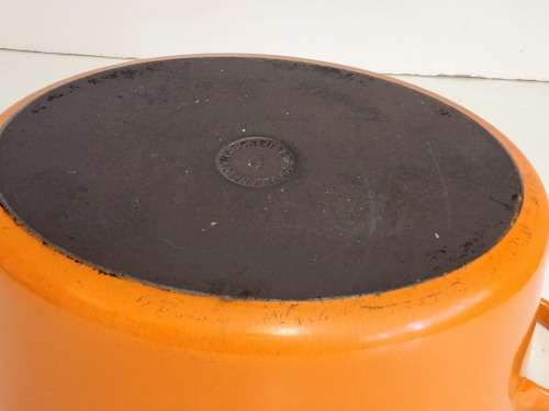 LARGE LE CREUSET FRANCE ENAMELED CAST IRON LIDDED OVEN DISH, MARKED G
