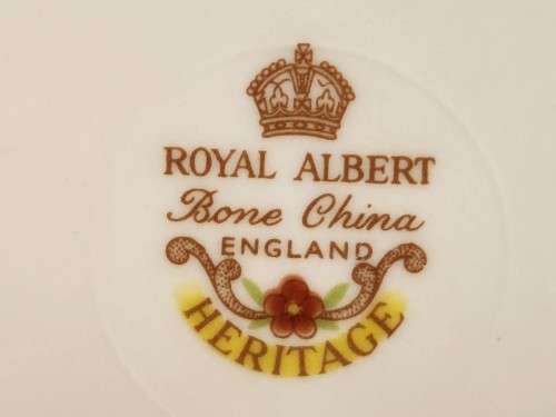 STRIKING VINTAGE ROYAL ALBERT HERITAGE BONE CHINA TEA TRIO (2 OF 3)