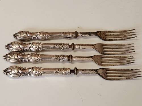 ANTIQUE SHEFFIELD SILVER HALLMARKED SET OF FOUR SILVER HANDLED FORKS