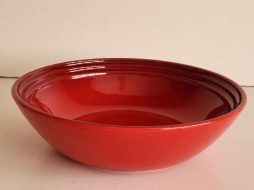 BEAUTIFUL LE CREUSET  ROUND FLAMBE CERAMIC BOWL