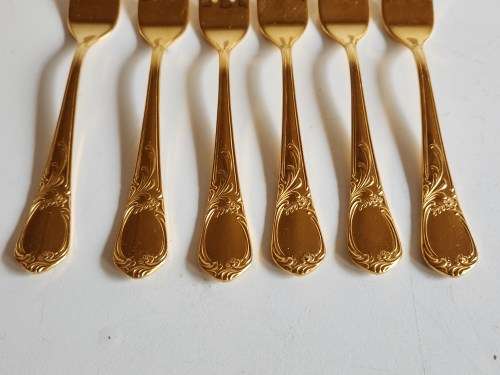 SET OF SIX VINTAGE BMF BESTECK VERGOLDET (GOLD PLATED) ORNATELY DESIGNED CAKE FORKS, MADE IN GERMANY
