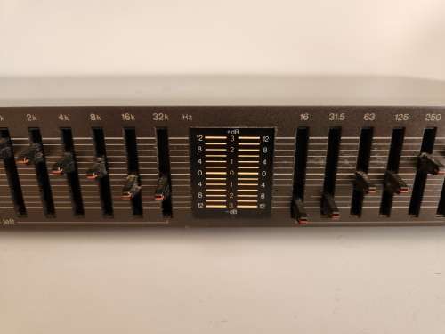 TECHNICS MODEL SH-8045 STEREO GRAPHIC EQUALIZER