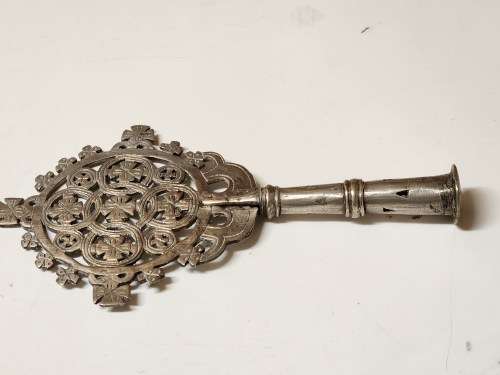 ANTIQUE ETHIOPIAN PROCESSIONAL CROSS (2 OF 2)