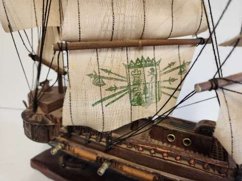 VINTAGE FRAGATA ESPANOLA ANO 1780 HAND CRAFTED MODEL SHIP