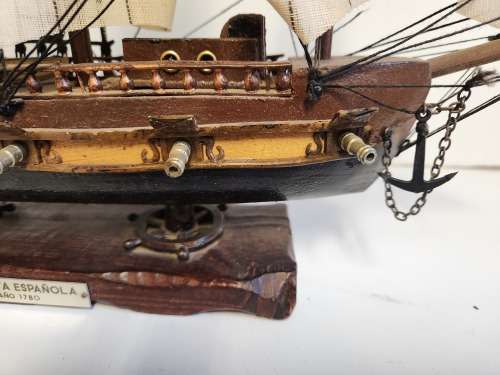 VINTAGE FRAGATA ESPANOLA ANO 1780 HAND CRAFTED MODEL SHIP
