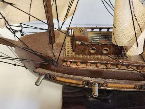 VINTAGE FRAGATA ESPANOLA ANO 1780 HAND CRAFTED MODEL SHIP