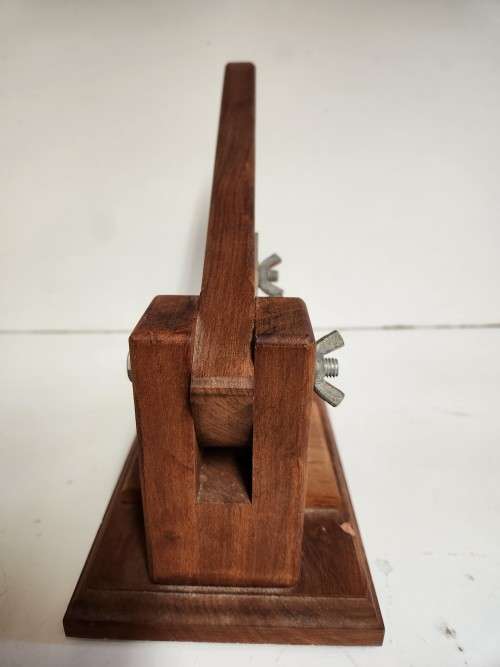 STURDY HARDWOOD BILTONG CUTTER