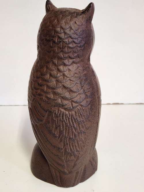 VINTAGE CAST IRON OWL DOOR STOPPER, WEIGHING 2KG