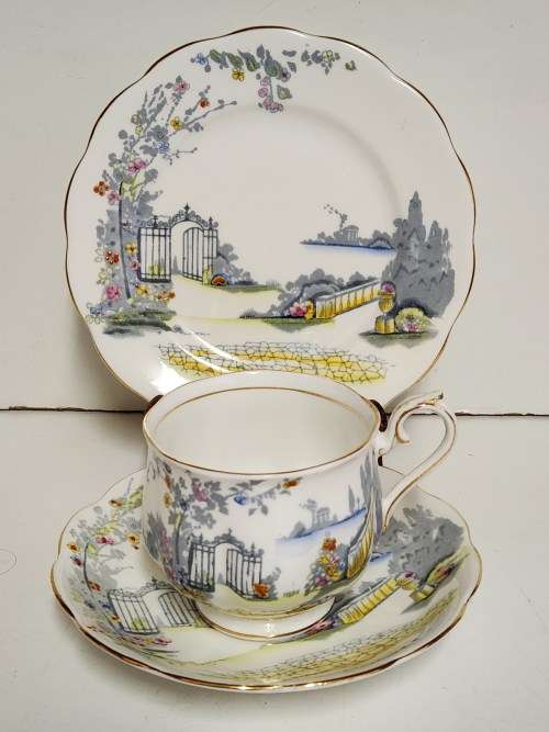 VINTAGE 1960s ROYAL ALBERT BONE CHINA ROSEDALE TEA TRIO