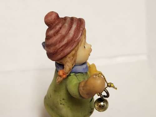 VINTAGE ZEIT FUR HUMMEL MINIATURE FIGURINE, BOXED (1 OF 3)