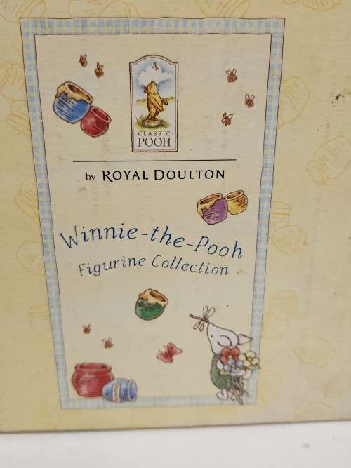 ROYAL DOULTON WINNIE THE POOH BIRTHDAY COLLECTION TIGGER`S BIRTHDAY SURPRISE BONE CHINA FIGURINE