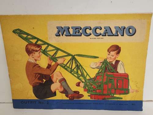 MECCANO TOY ENGINEERING TOY OUTFIT NO 2.