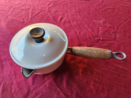 VINTAGE LE CREUSET MADE IN FRANCE ENAMELED CAST IRON SMALL LIDDED PAN HANDLED POT MARKED 14
