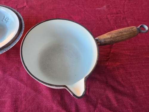 VINTAGE LE CREUSET MADE IN FRANCE ENAMELED CAST IRON SMALL LIDDED PAN HANDLED POT MARKED 14
