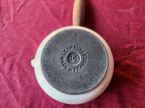 VINTAGE LE CREUSET MADE IN FRANCE ENAMELED CAST IRON SMALL LIDDED PAN HANDLED POT MARKED 14