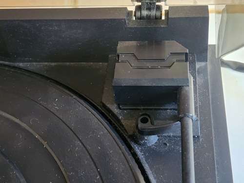 AKAI MODEL AP-M353 SEMI-AUTOMATIC TURNTABLE