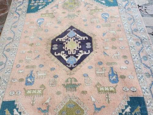 VINTAGE PURE WOOL, HAND WOVEN  PERSIAN CARPET, MEASURING 2.02 X 142 METRE