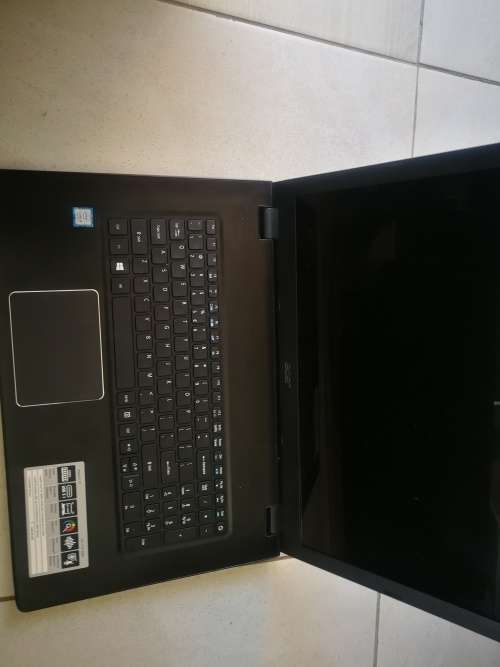 Acer Aspire E7