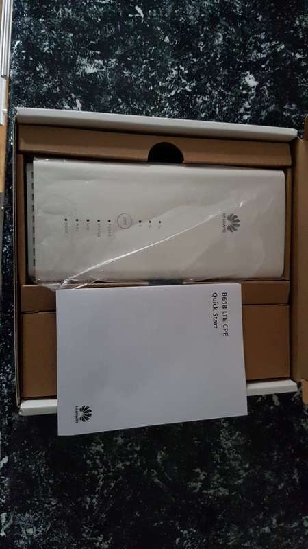 Huawei B618s-22d CAT11 | 4G LTE-A router | 600 Mbps | WiFi | 1 LAN | 1 LAN / WAN | VoIP