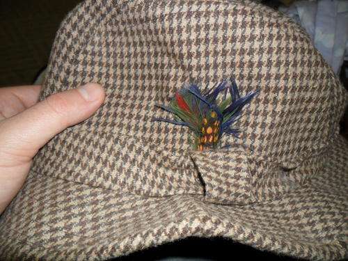 GENTS HAT WITH PEACOCK FEATHER