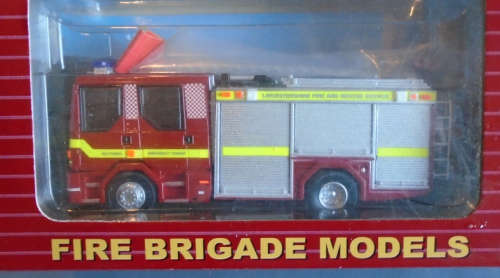 FIRE BRIGADE MODELS 1/50 SCALE - DENNIS SABRE FIRE ENGINE - BOXED
