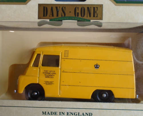 LLEDO  - 1959 MORRIS LD 150 VAN - BOXED