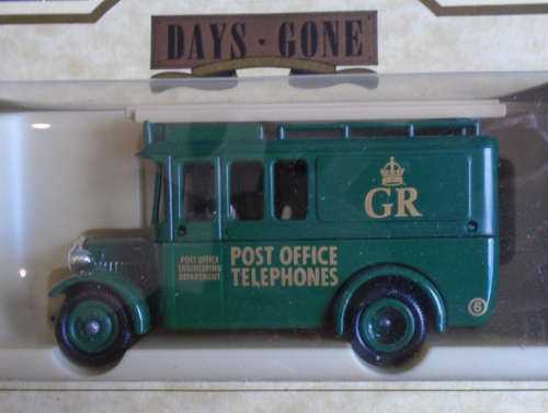 LLEDO  - 1932 DENNIS LIMOUSINE - BOXED
