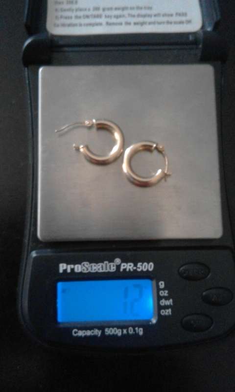 ***15ct Gold Hoop Earings***