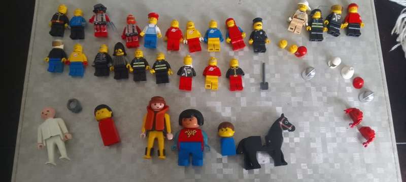 A  Collection Of Lego And Lego Figurines/ Lego Bionicle