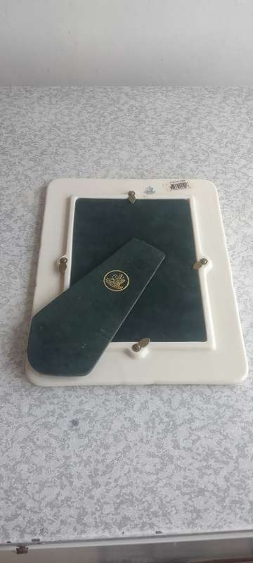 Lovely Belleek Photo Frame  - Fine Parian China  - Made In Ireland