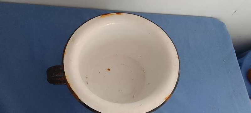 Vintage Enamel Bedpan