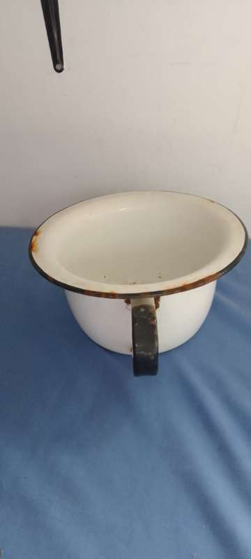 Vintage Enamel Bedpan