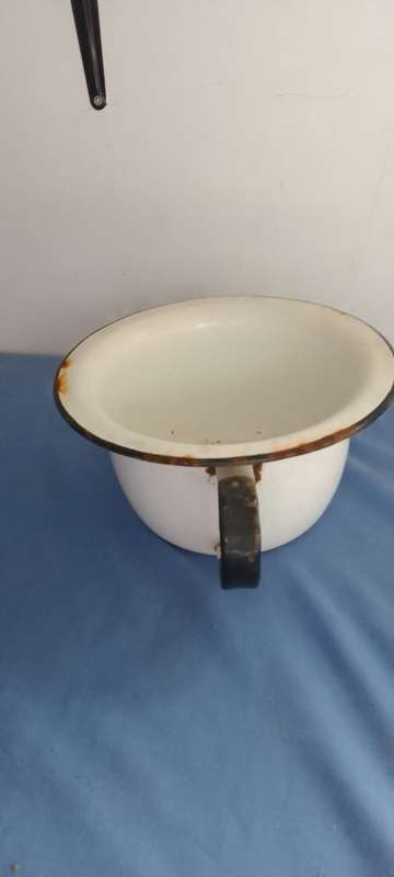 Vintage Enamel Bedpan