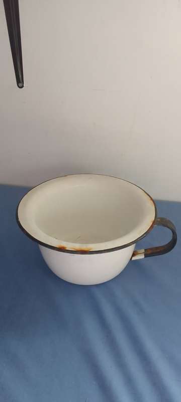 Vintage Enamel Bedpan