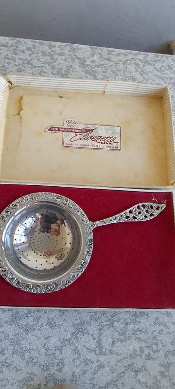 A Huge Collection Of Vintage Kitchen Items