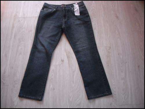 ***Stunning  Ladies Jeans***Size  - 44***